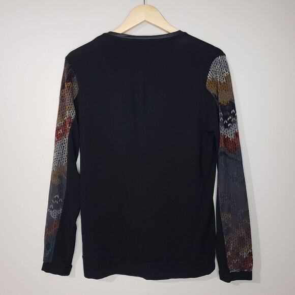 🦋3/$25 Dolcezza Large Black Red Print Long Sleeve V-neck Top - Picture 5 of 9